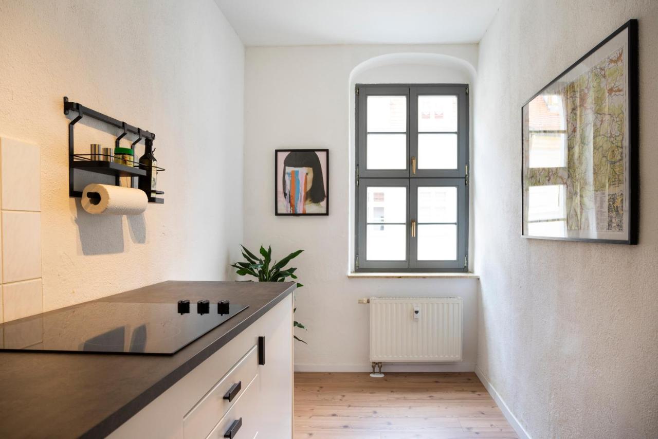 Apartment Hip & Minimalist Meets Historical Old Town